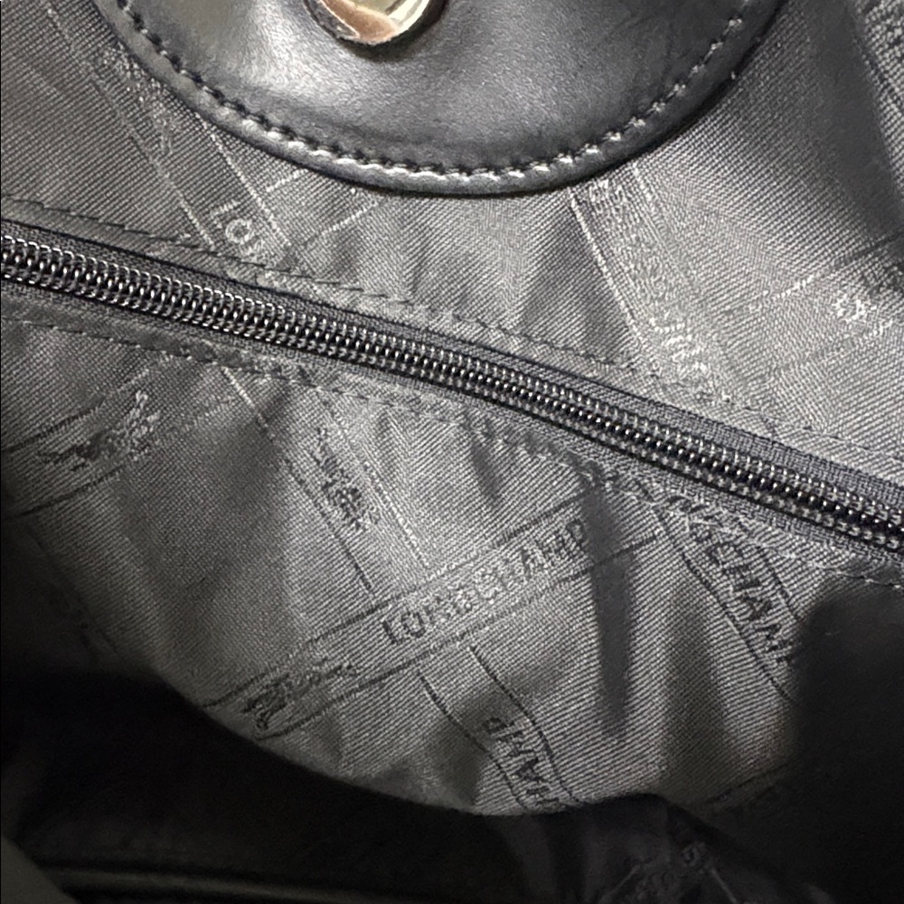 Authentic Longchamp black leather tote bag with silver hardware - Picture 12 of 16